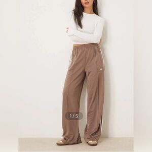 Adidas adidas Originals Firebird track pants in light brown - Trace Brown